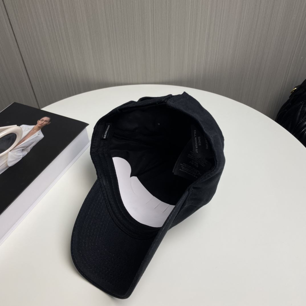 Balenciaga Caps